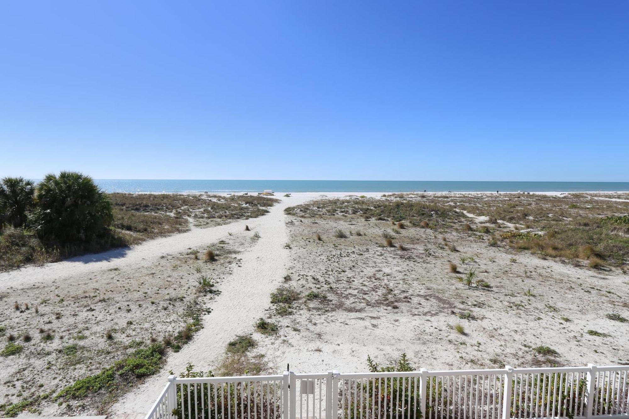 Oceana 202 West Villa St. Pete Beach Eksteriør billede